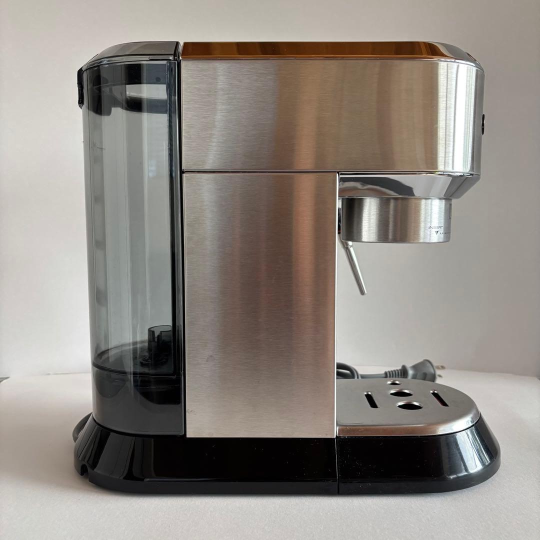 【迅速発送】デロンギ　デディカ　EC680　エスプレッソマシン　シルバー