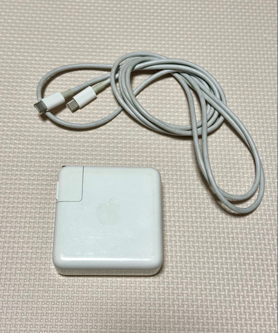 Apple MacBook Pro 13インチ 2016