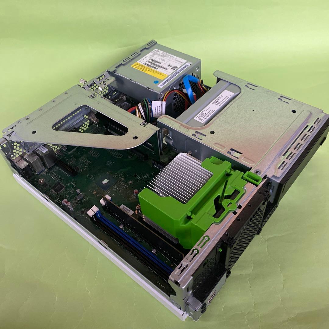 Windowsデスクトップ ESPRIMO D588BX / i5-9500 / 8GB