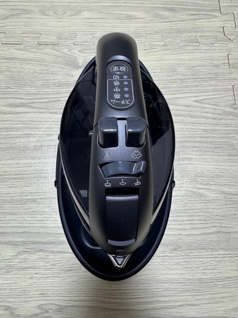 【ほぼ未使用品】 特別価格NI-WL708 コードレススチームアイロン