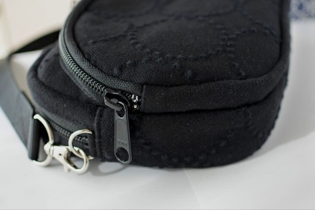 ミナペルホネン　dopタンバリンのカンガルーバッグ