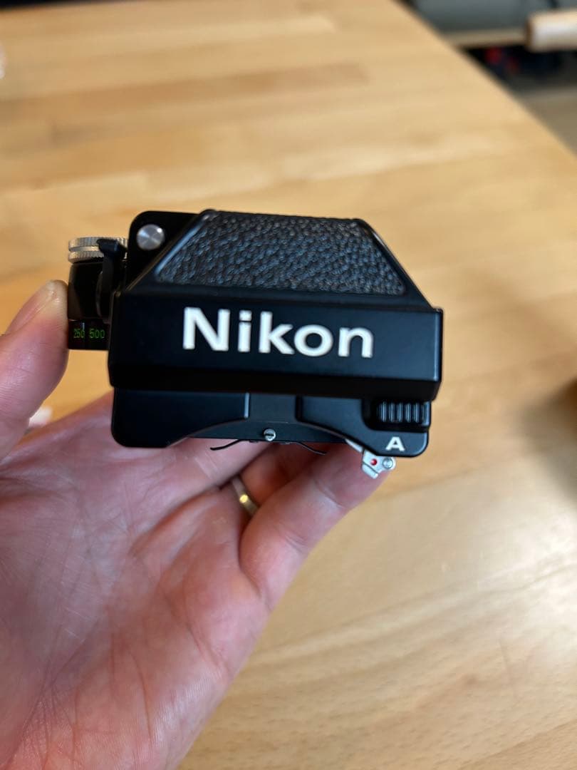 ■美品■ Nikon DP-11 フォトミックAファインダー【露出計動作確認済】