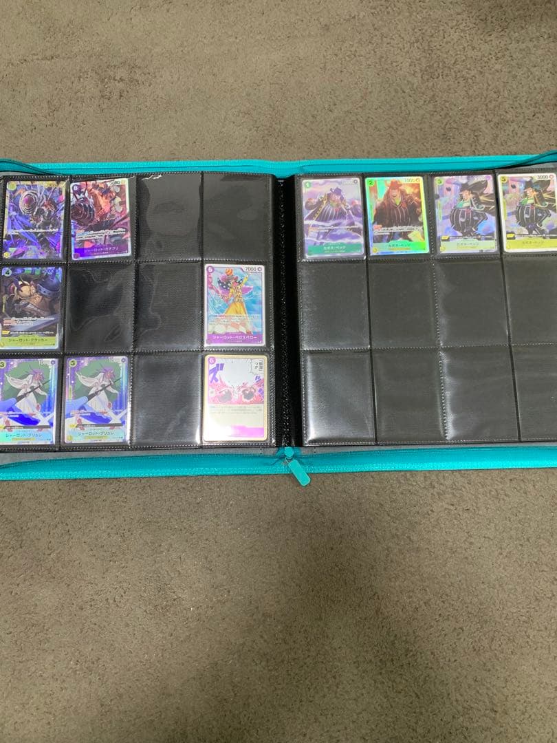ワンピース カード　ファイル付き引退品