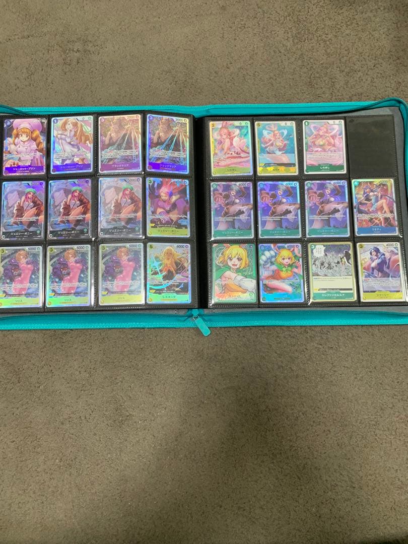 ワンピース カード　ファイル付き引退品