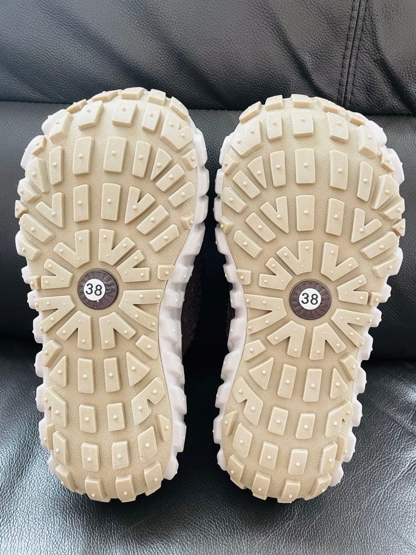 UGG ブラウン スライドサンダル厚底24cm 新品