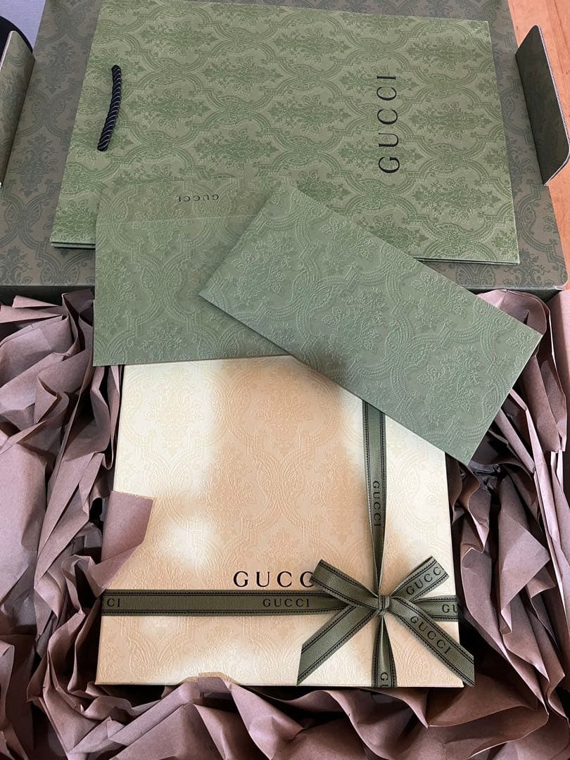 4/2⭐︎　GUCCI ロゴベビーロンパース 白　80cm