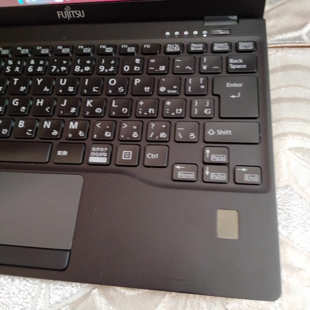 富士通☆13インチ ☆11世代 i5 8G 256G 1920x1080