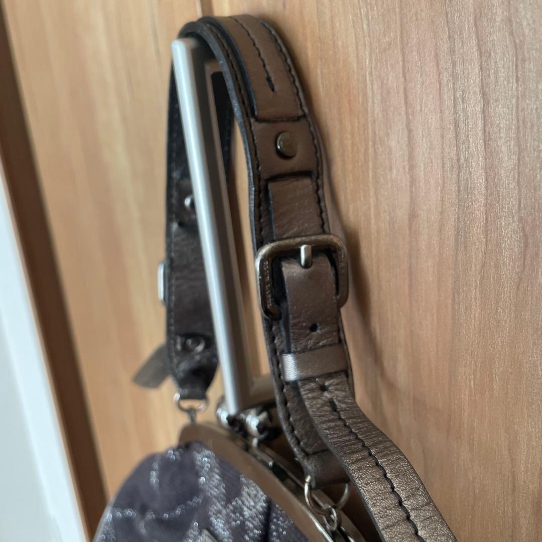 バーバリーブルーレーベル　ハンドバッグ