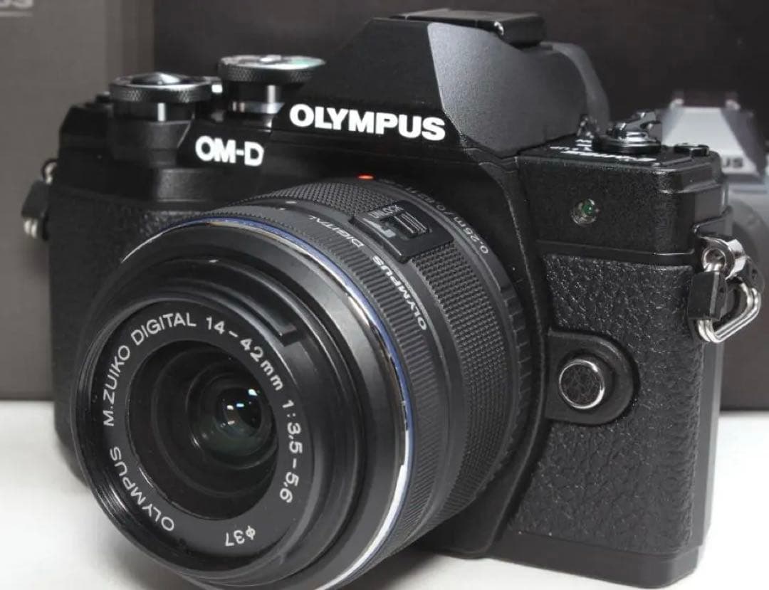 ❤️高精細プレミアム一眼❤️OLYMPUS E-M10 Mark Ⅲ ブラック