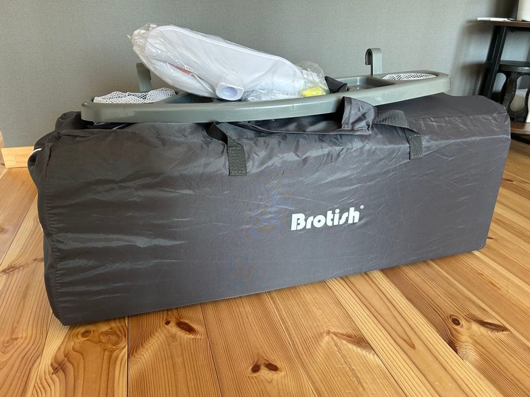 ベビーベッド　折りたたみ　brotish