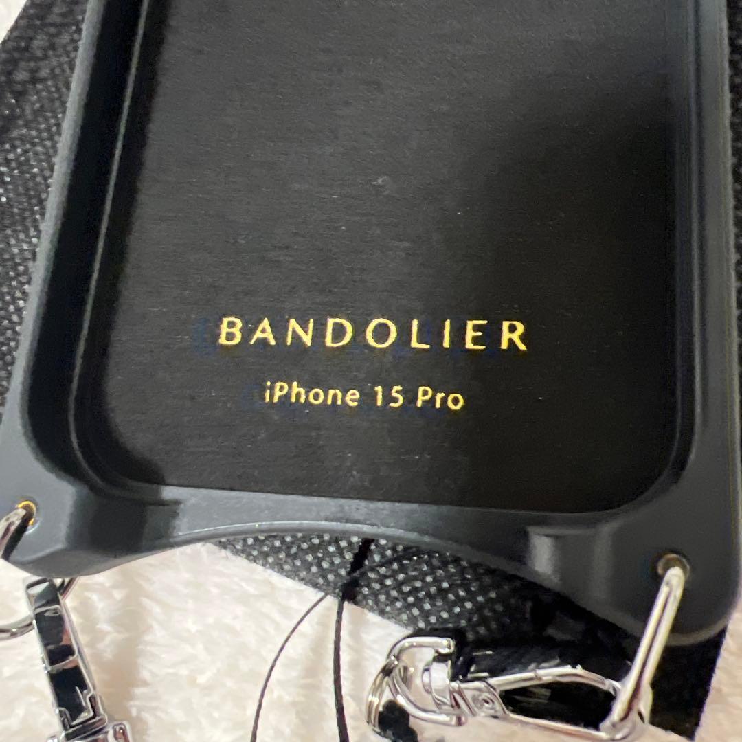 BANDOLIER iPhone 15 Pro ケース　シルバー