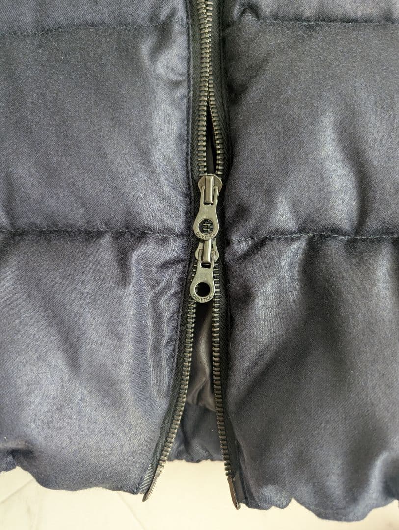 【美品】井川遥着用 デュベティカ カシミヤ ダウンTHIADUE ネイビー 38