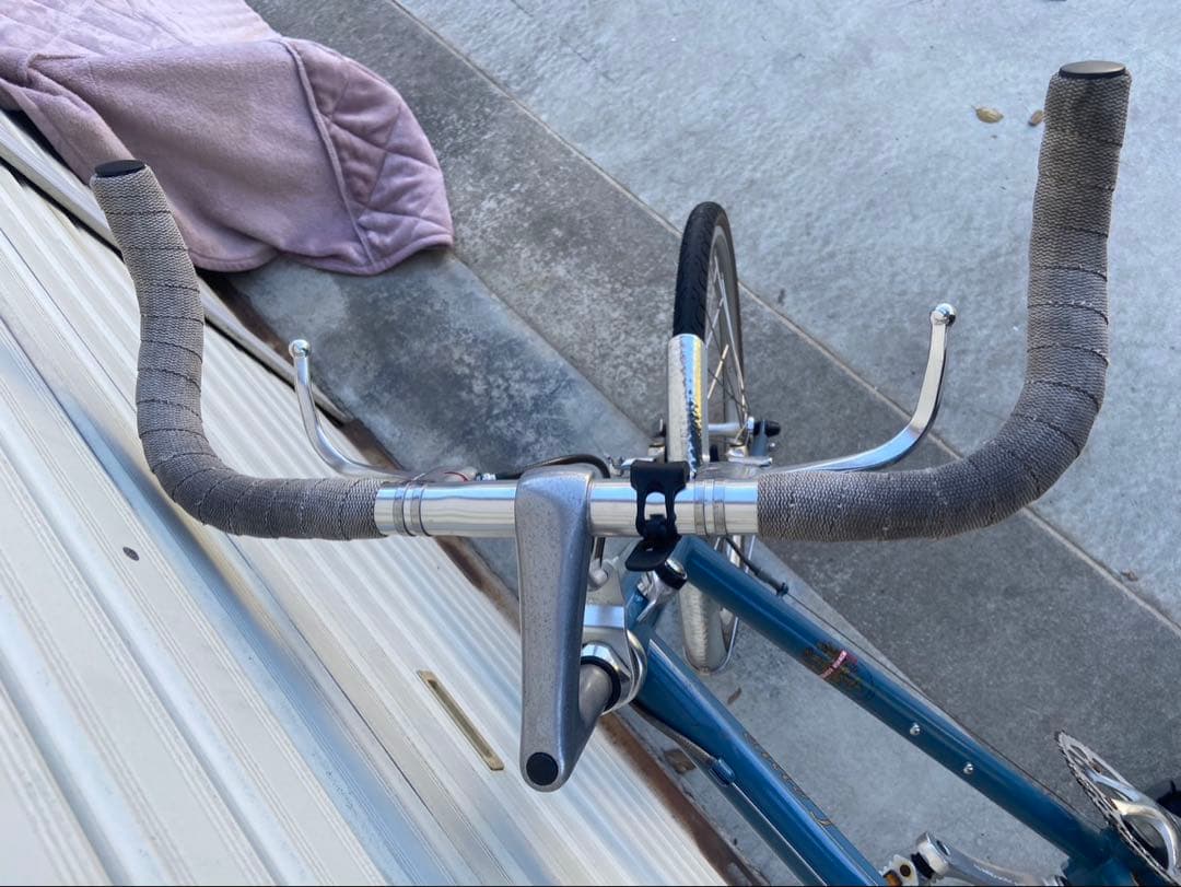 【直接引取】【メンテナンス前提】ミニベロ　自転車　ビアンキ