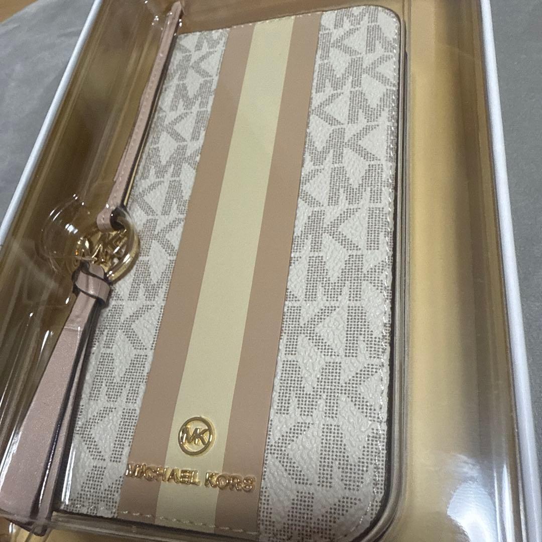 【新品未使用】iPhone16用 MICHAEL KORS ブックタイプケース