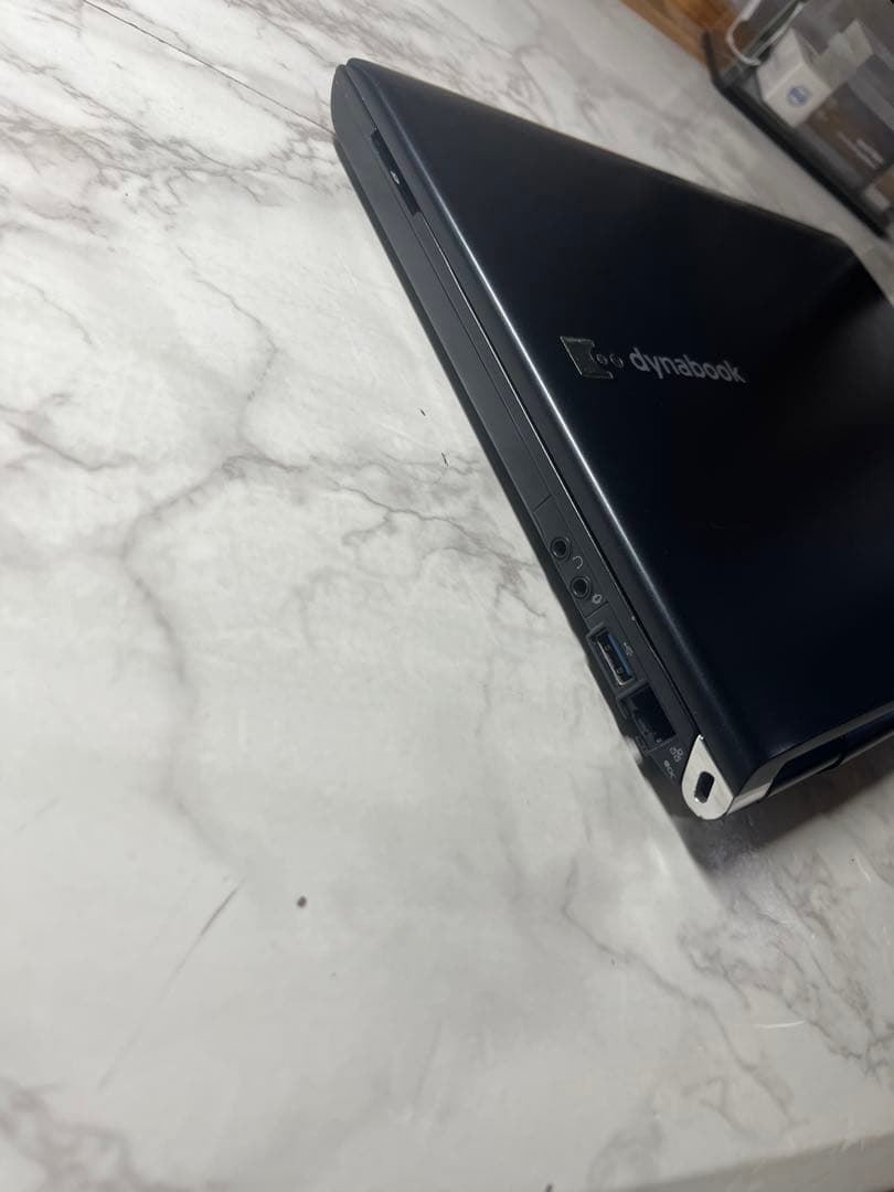 日本製！高性能corei3搭載モバイルノートパソコン！