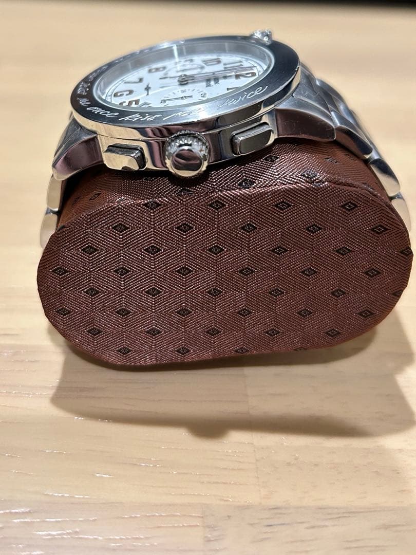 ヴィヴィアンウエストウッド　KISS ME ONCE腕時計