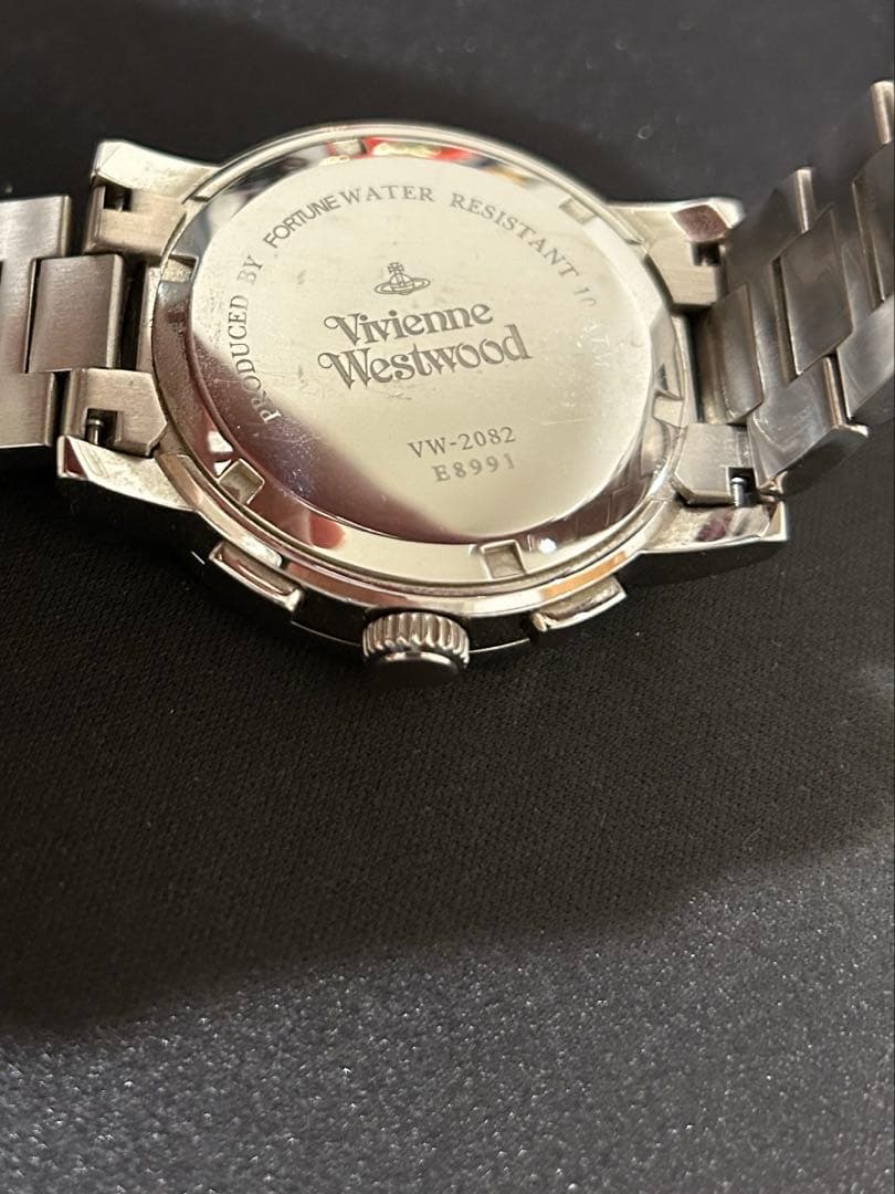 ヴィヴィアンウエストウッド　KISS ME ONCE腕時計