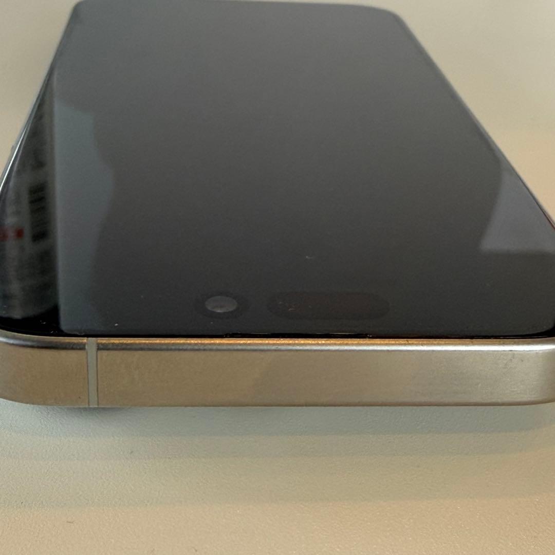 iPhone 15 Pro 265Gホワイト本体 ジャンク