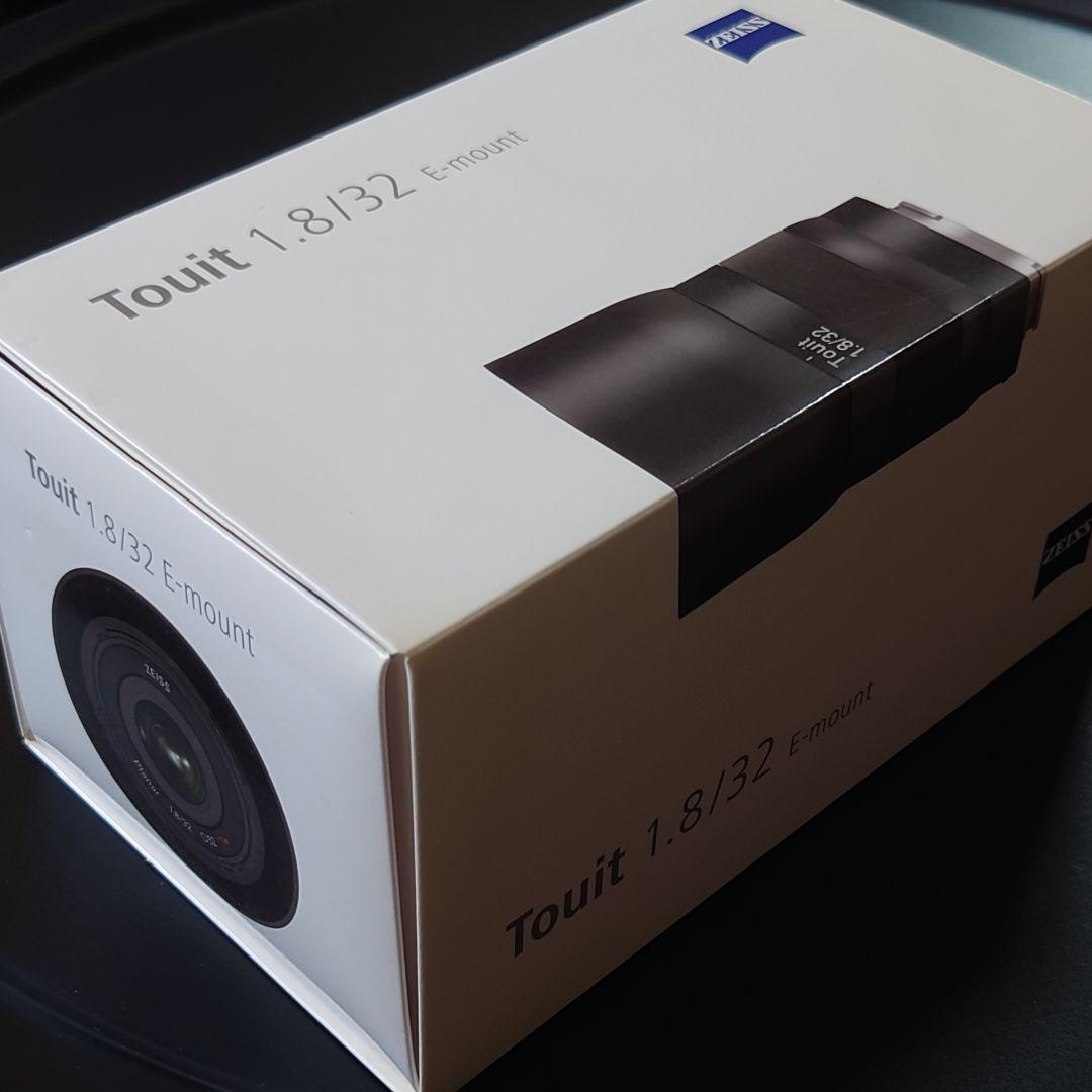 Zeiss Touit 32mm F1.8 / ソニーEマウント
