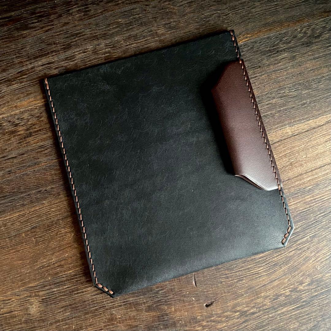 ノートスリーブ ブラック×ダークブラウン