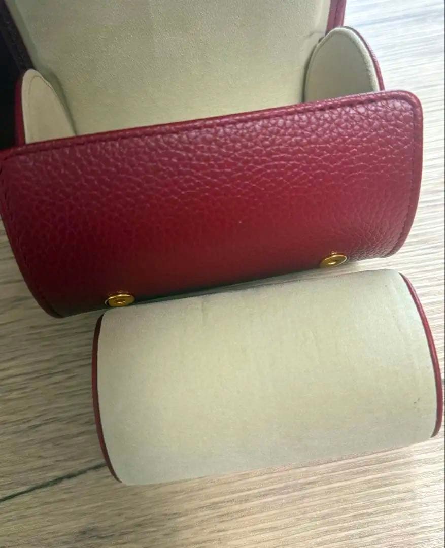 Cartier 赤 レザー 円筒型ケース