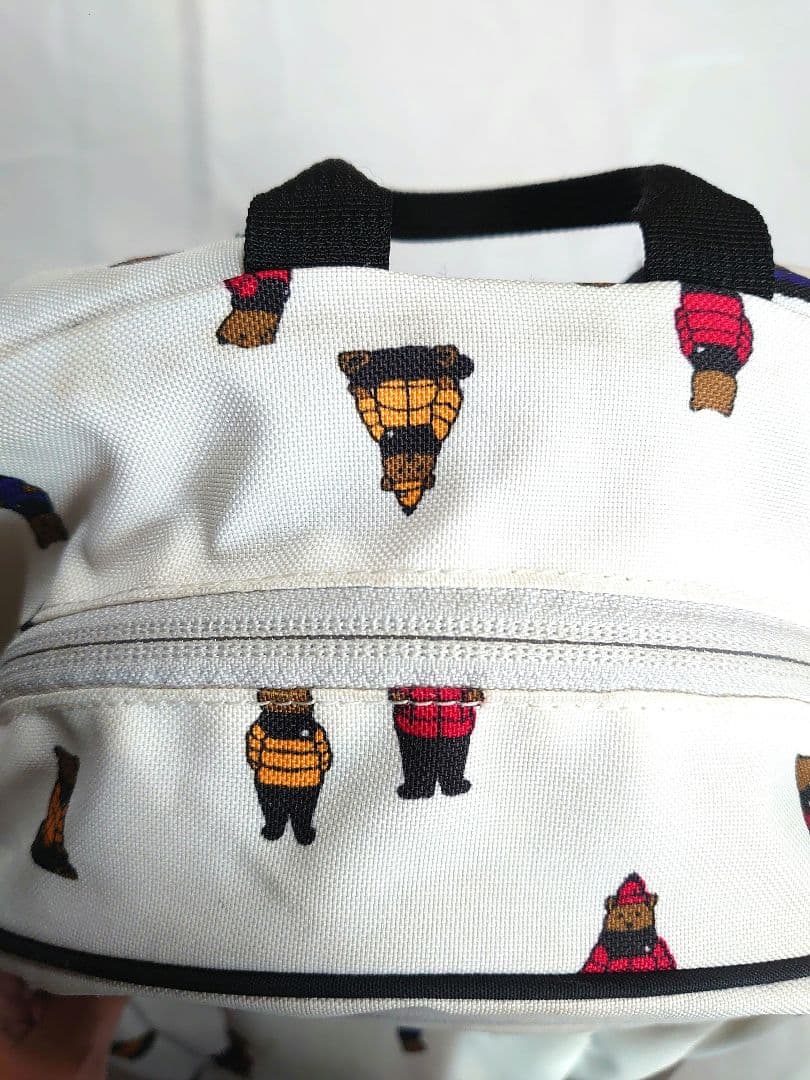 ザノースフェイス　スモールデイ　白　ベア