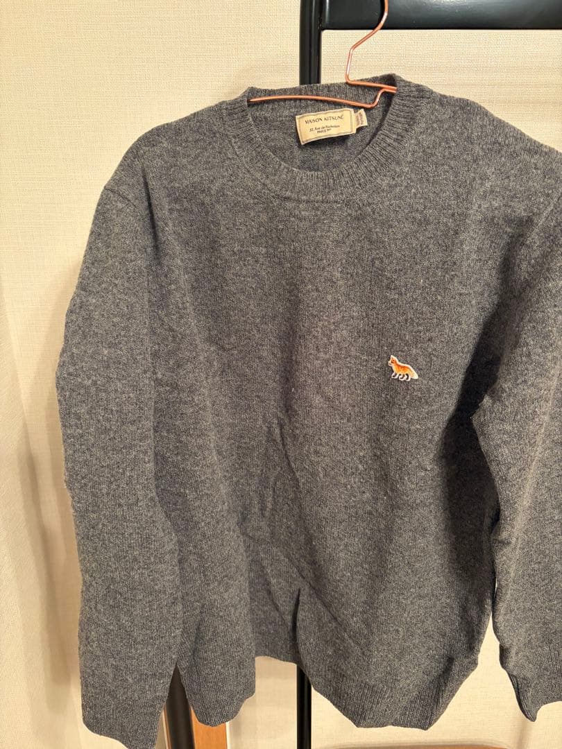 (ほぼ新品未使用)MAISON KITSUNE ウールニット　グレー