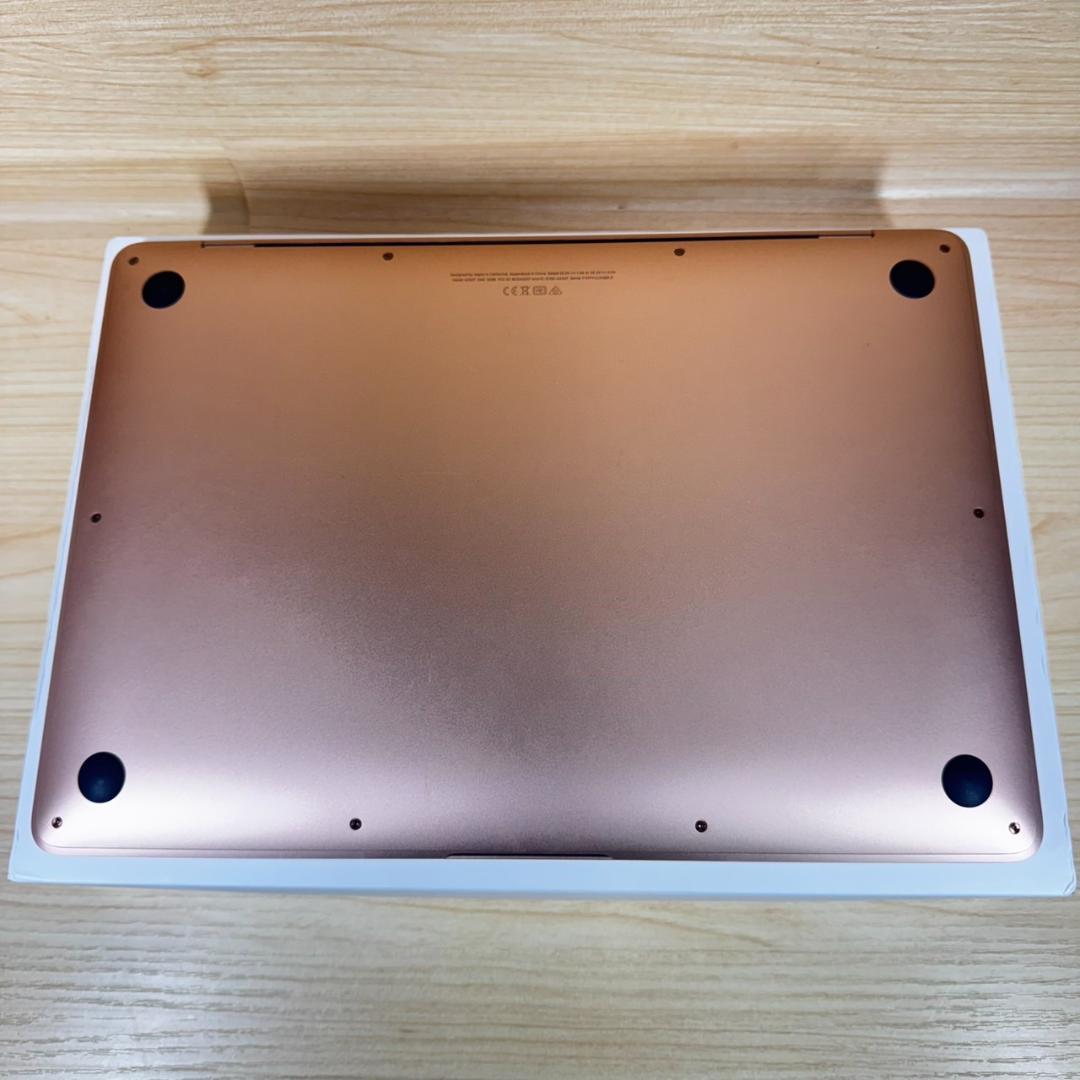 P179 美品 Apple MacBook Air M1 8GB 256GB