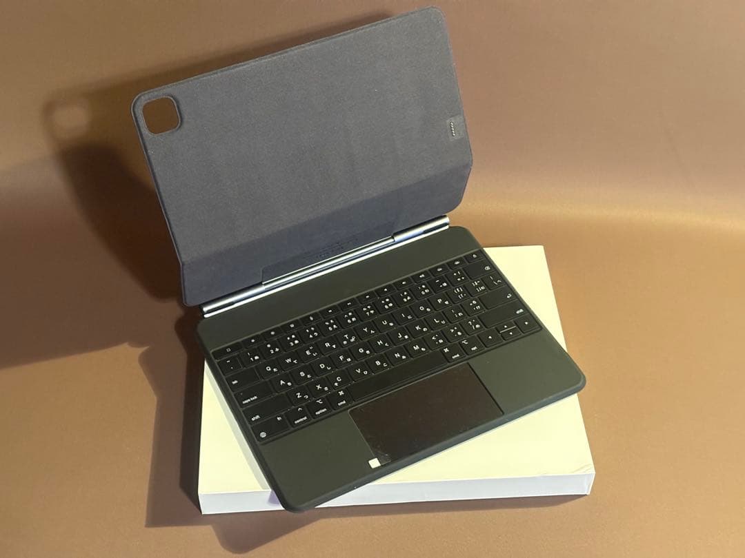 Doqo iPad Air13”&Pro12.9”用Magicキーボード