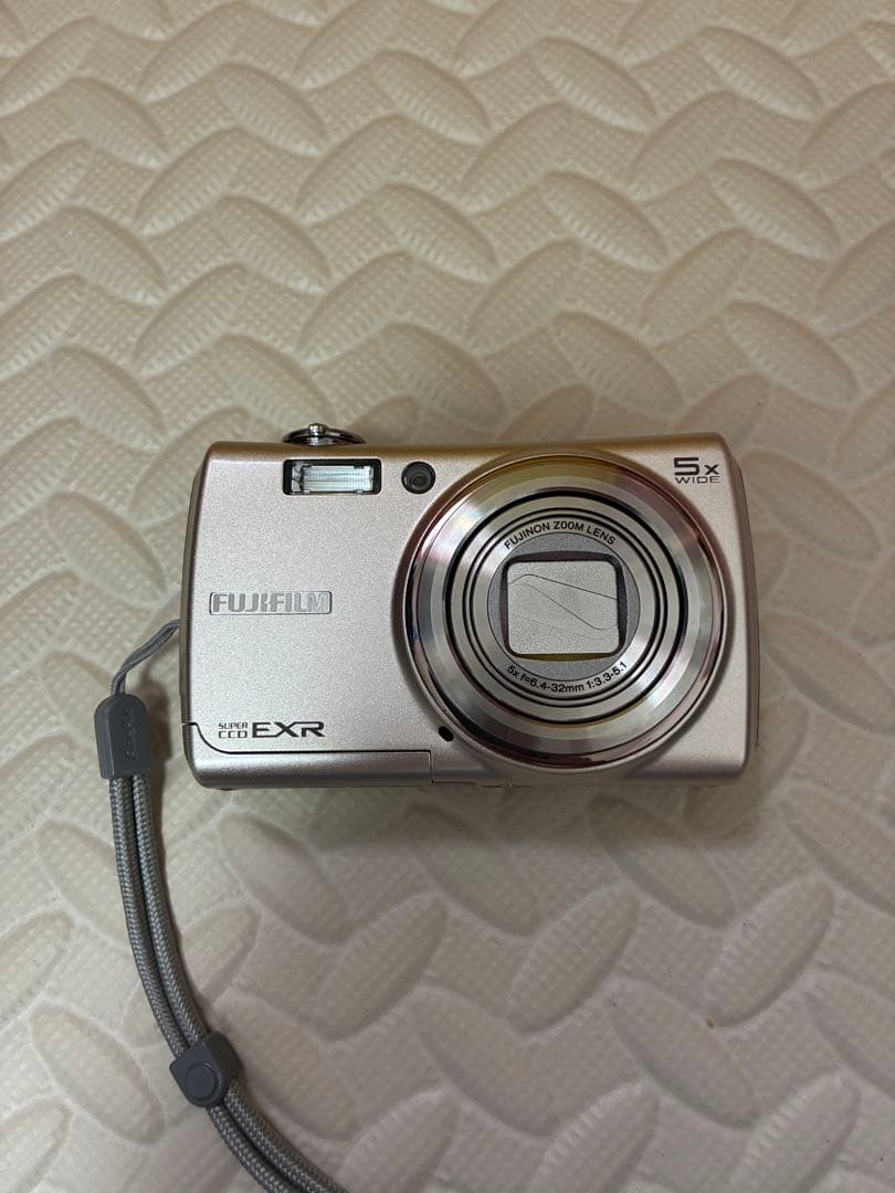 fujifilm&富士フイルム　f200exr デジタルカメラ