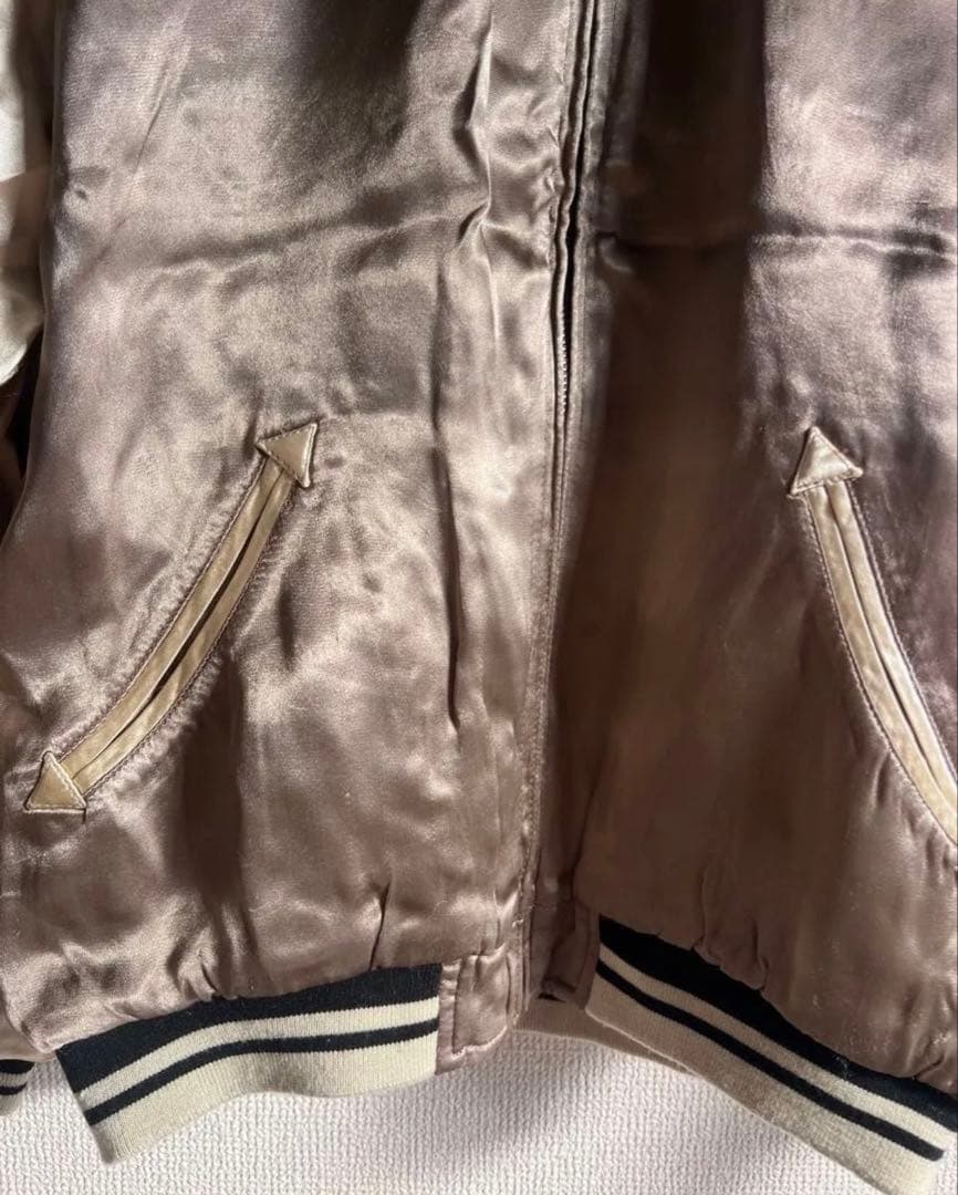 IOLANI トレンドスカジャン刺繍 居楽仁 L