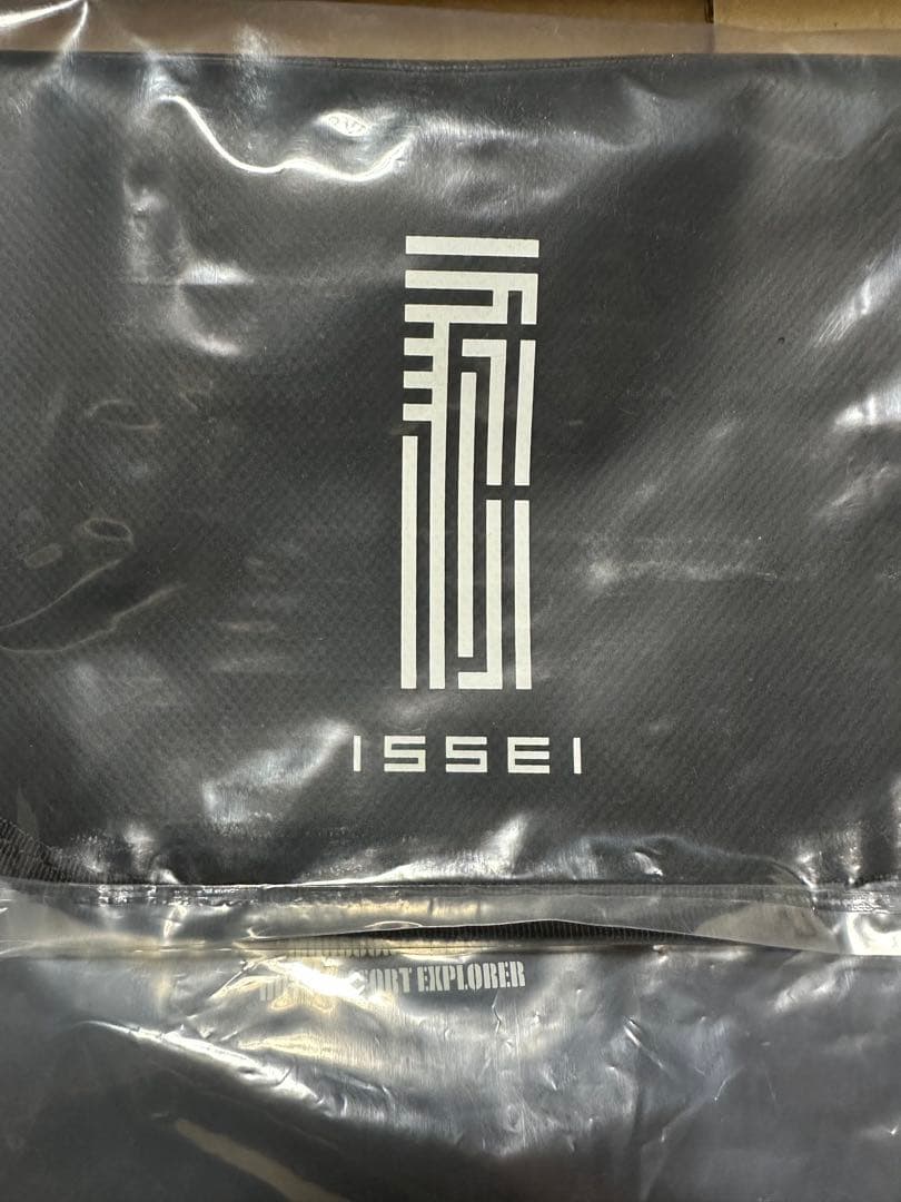 issei×ストリームトレイル　ショルダーバッグ　新品（未開封）