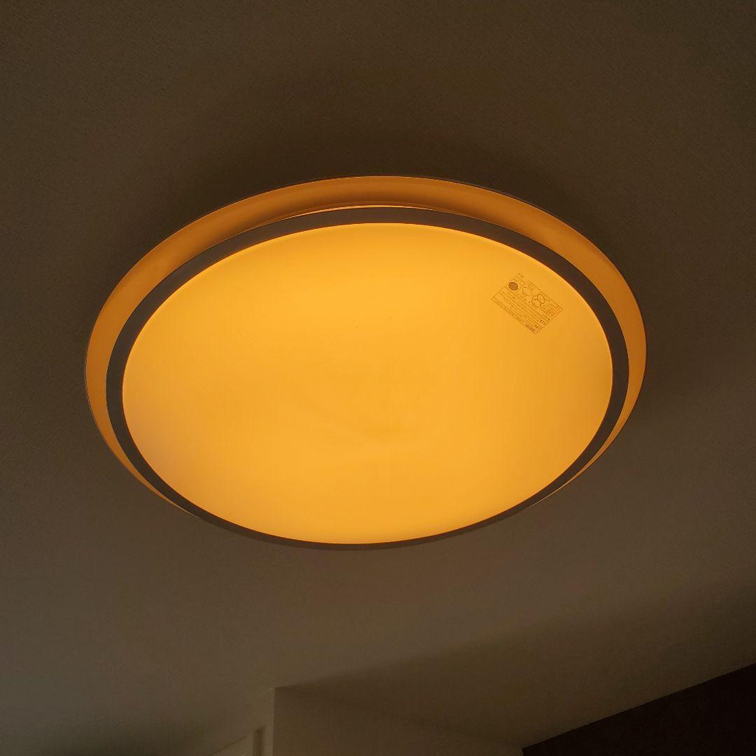 【美品】TOSHIBA LEDシーリングライト 14畳 直径63cm リモコン付