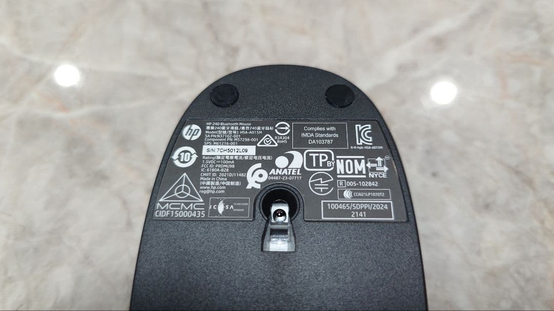 HP Pavilion 15 i5 5200u4GB SSD238GBマウス付き