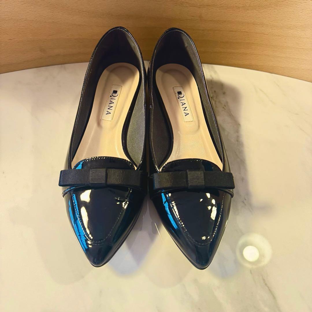 【美品】 DIANA リボンパンプス　フラット　エナメル 23cm ブラック