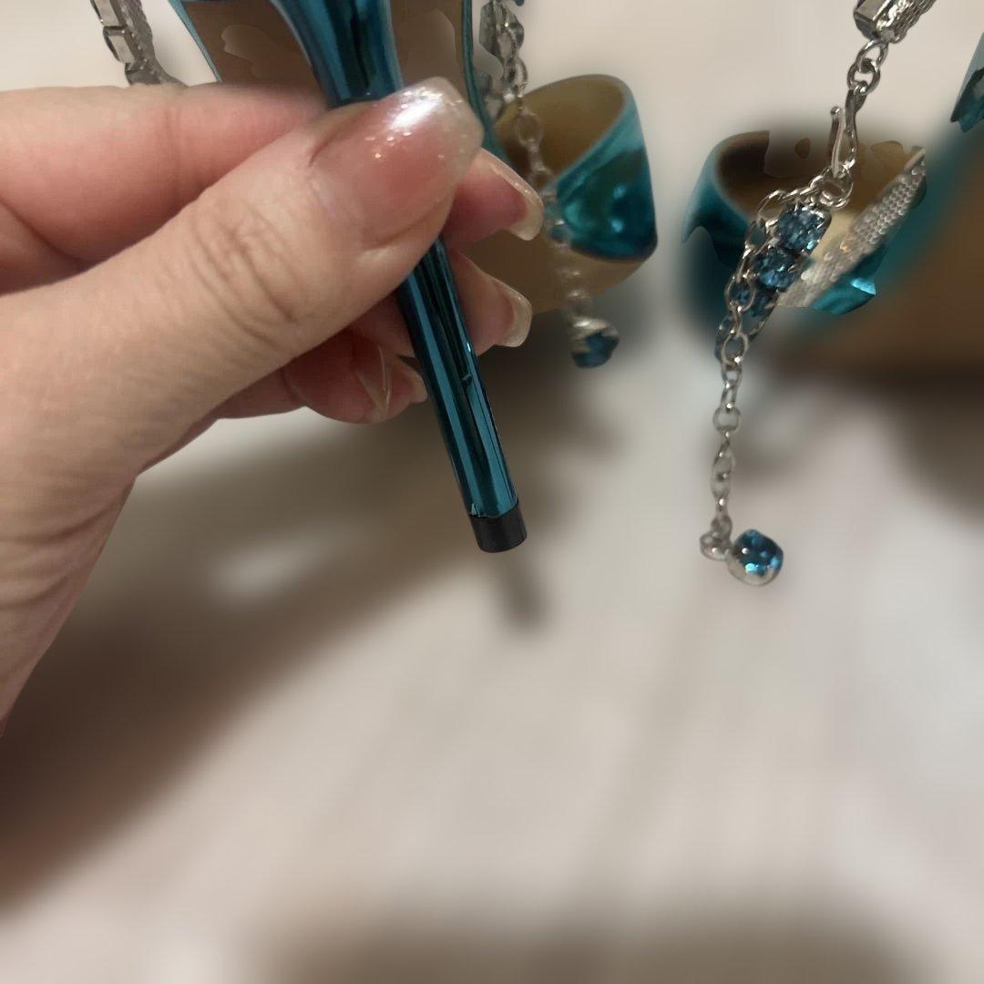 JIMMY CHOO SAEDA100 & CIBELLE ティールサンダル