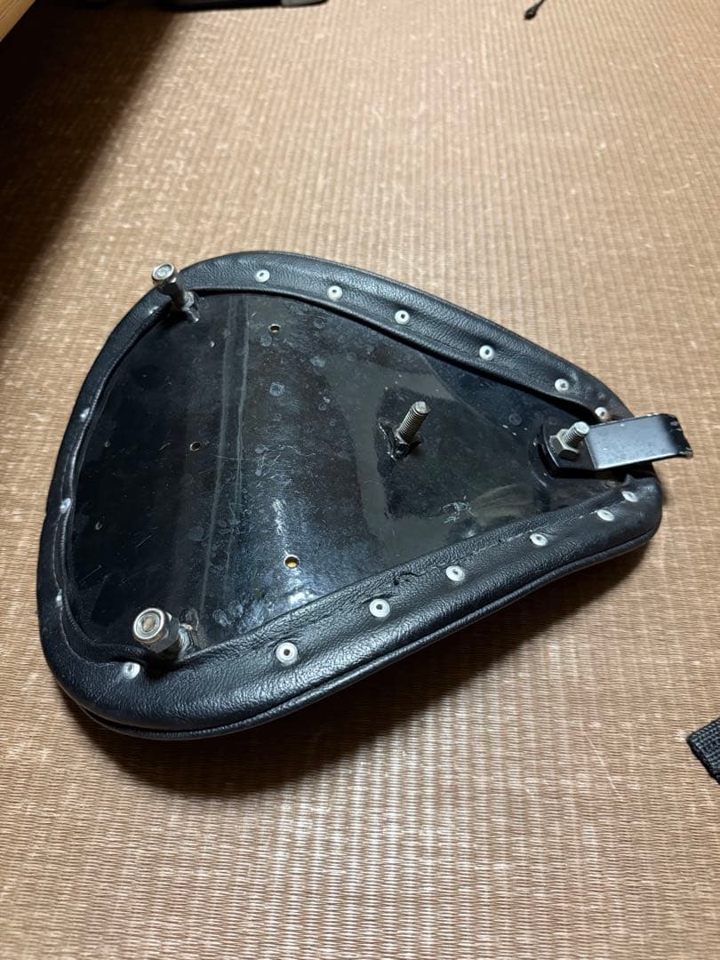 スロットルケーブル、シート類 ドラッグスター400