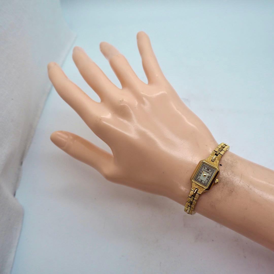 専用300 稼動　CITIZEN ソーラー　レディース 時計 HIROB kii