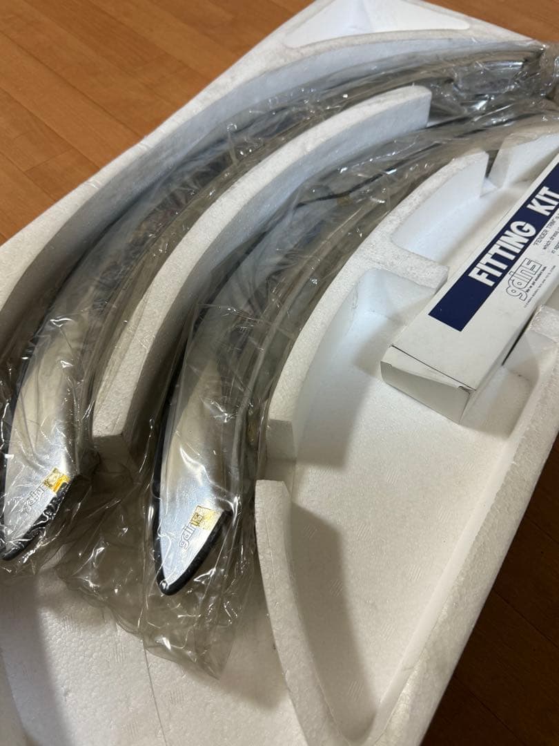 Fender Trim 真鍮製 フィッティングキット付き