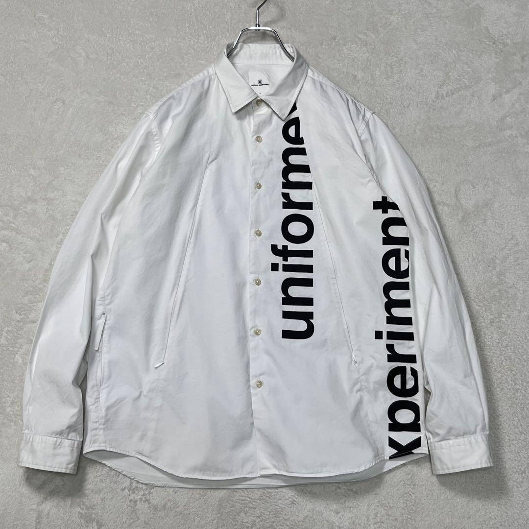 『ユニフォームエクスペリメント』オーバーサイズシャツ ジップポケット プリント