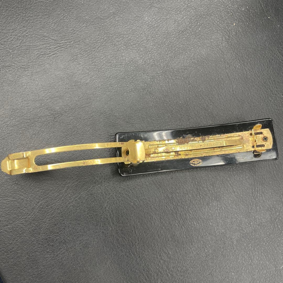 《大幅お値下げ中》CHANEL バレッタ　刻印あり