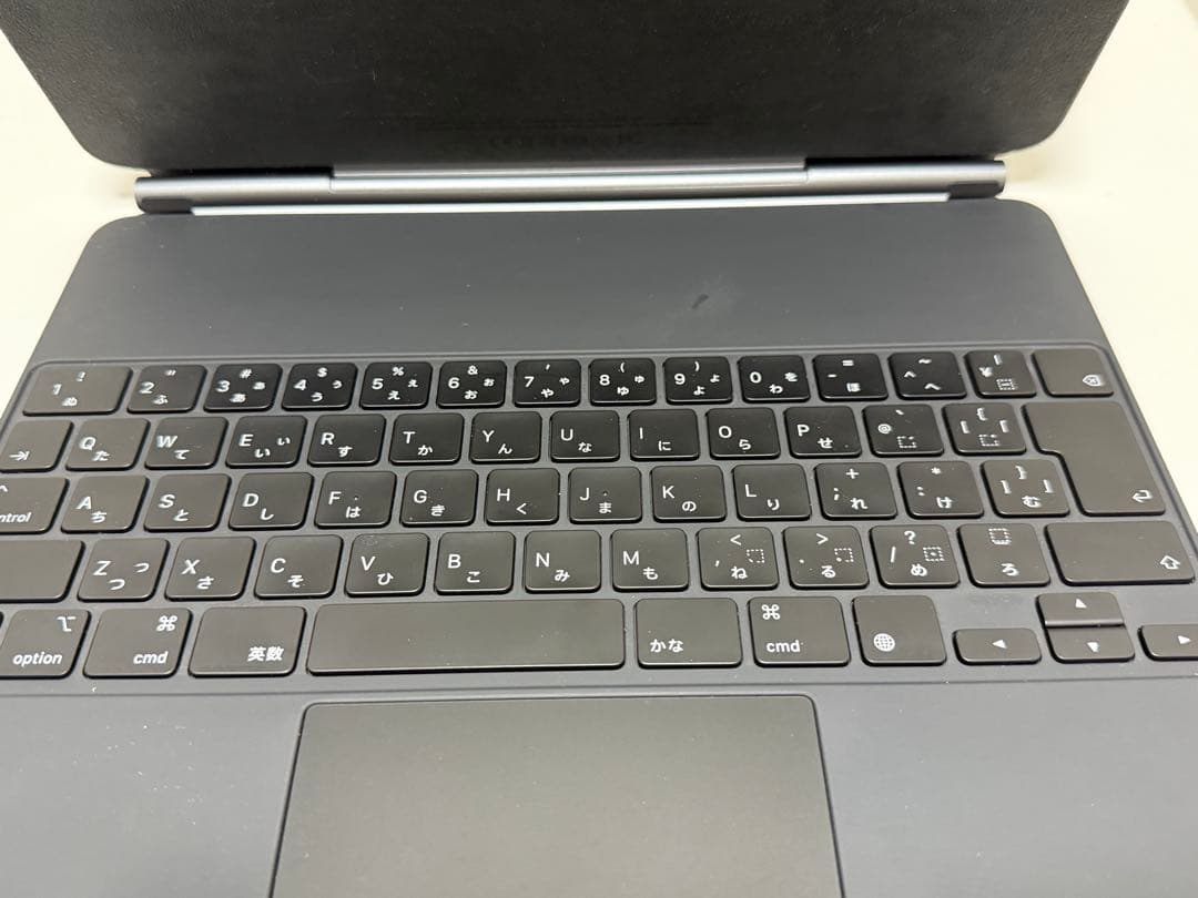 純正Magic Keyboard MXQU2J/A 12.9インチ