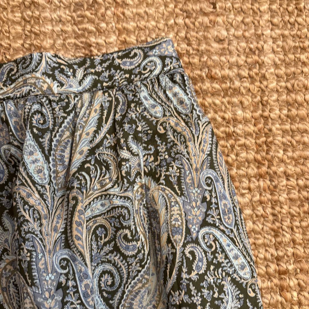 リバティプリントのティアードスカート / ペイズリー柄 / Mサイズ