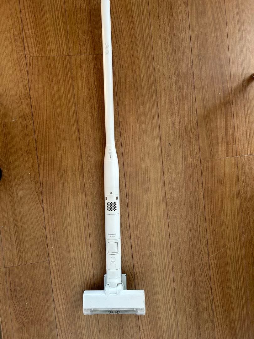 Panasonic MC-NS10K コードレススティック掃除機 中古
