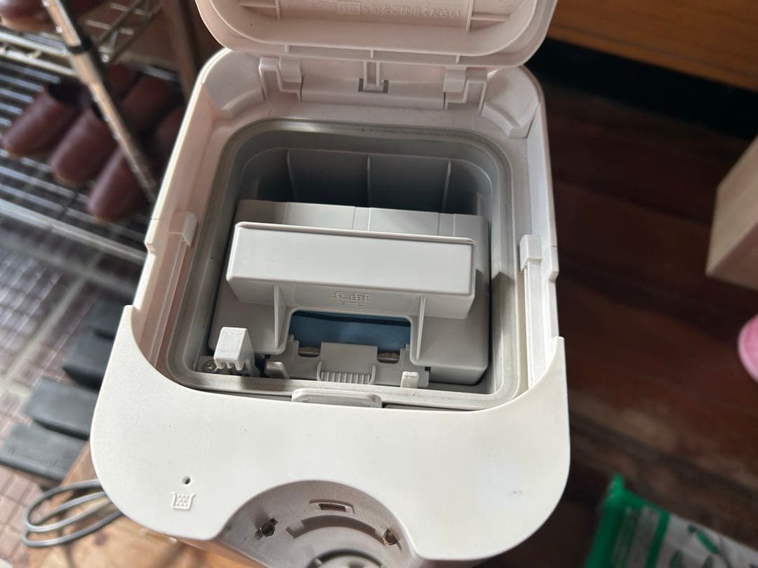 Panasonic MC-NS10K コードレススティック掃除機 中古