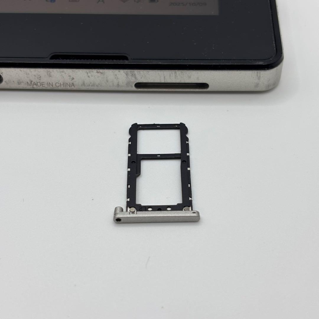 東芝 dynabook K60FS 2in1 メモリ8GB/ストレージ128GB