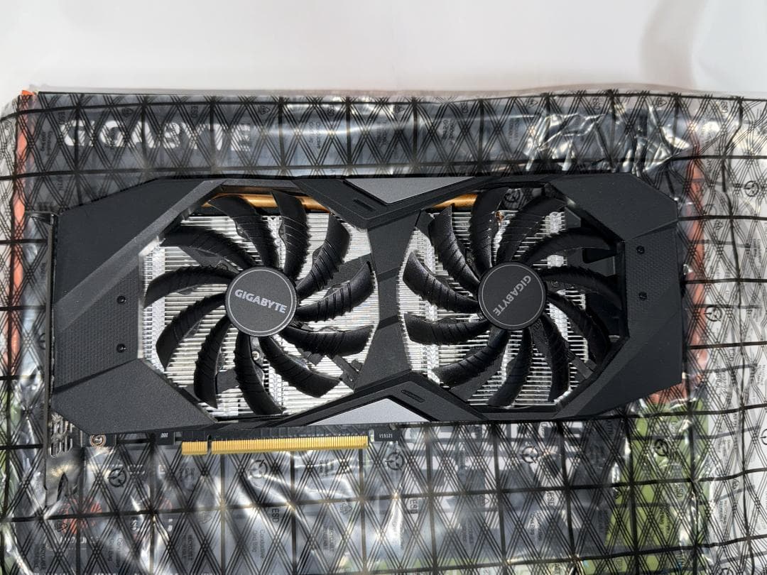 【動作未確認】GIGABYTE GeForce RTX 2060 Super