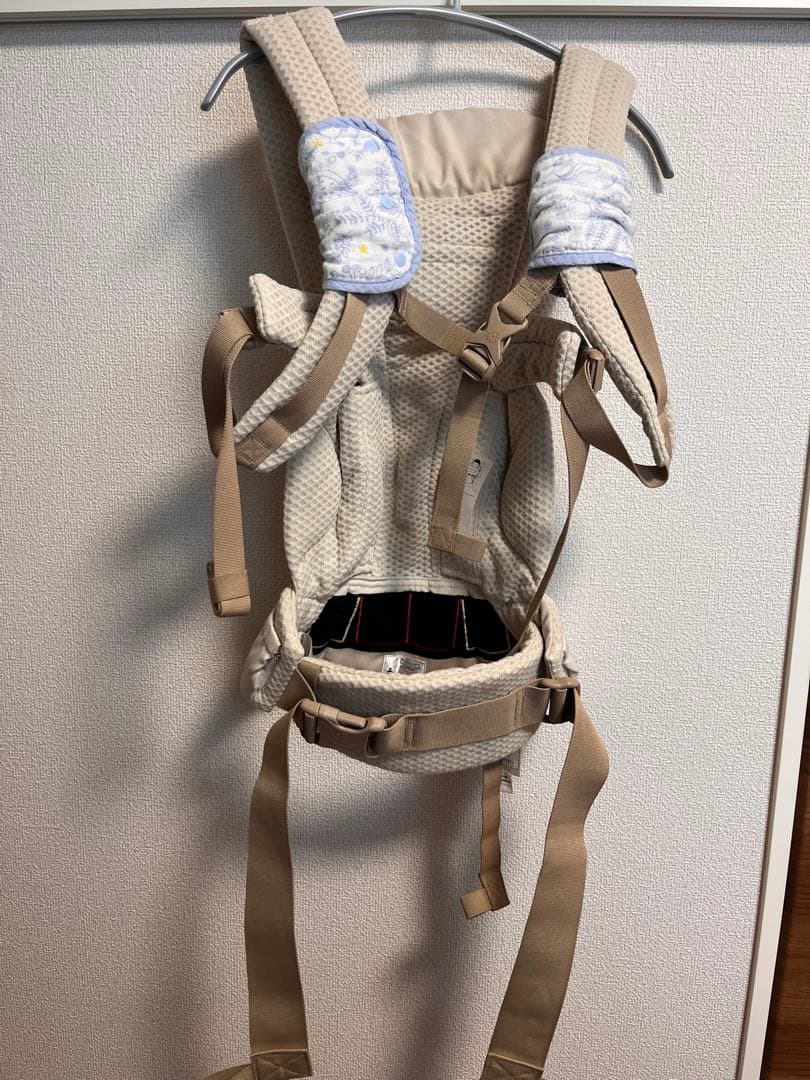 ベージュ 抱っこ紐 0-48ヶ月対応