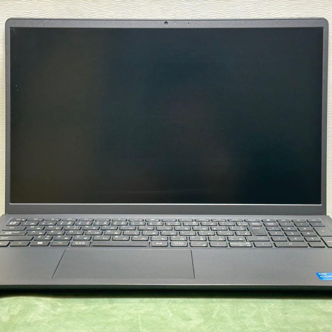 Windowsノート本体 DELL Vostro 3520 Core i3 8GB 256GB SSD