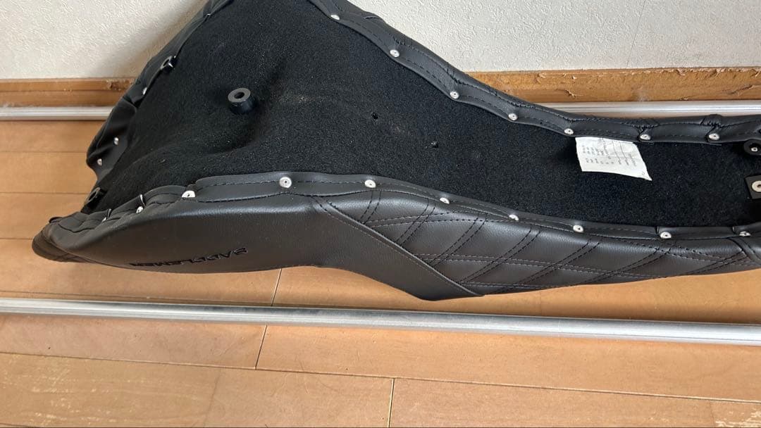 サドルマン　シート